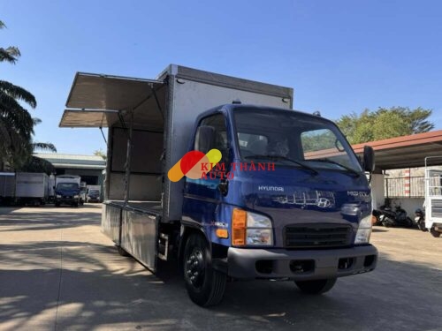 Xe Hyundai N650LE Thùng Kín Cánh Dơi