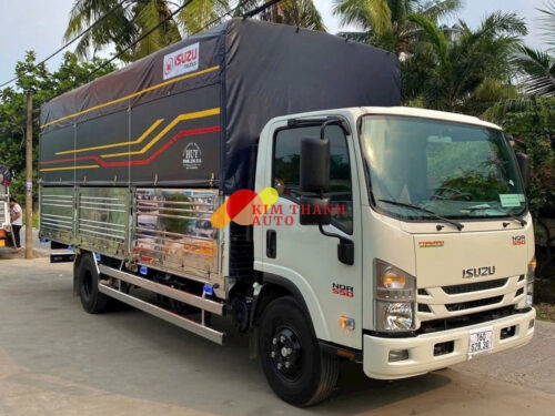 Xe Isuzu NQR550 Thùng Mui Bạt 5 Tấn